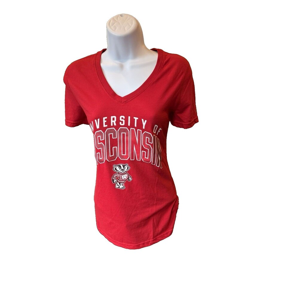 adidas T shirt Wisconsin Badgers Size M Slim Fit Red Short Sleeve Top V Neck EUC